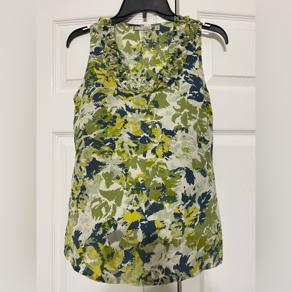 Halogen Floral Sleeveless Top - Green and Blue size XS petite
